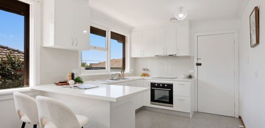 Beautifully Renovated Family Home + Self-Contained Granny Flat Beautifully Renovated Family Home + Self-Contained Granny Flat