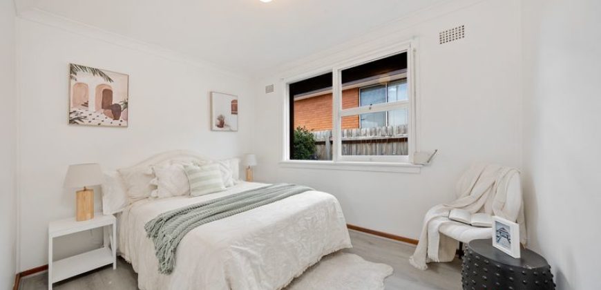 Beautifully Renovated Family Home + Self-Contained Granny Flat Beautifully Renovated Family Home + Self-Contained Granny Flat