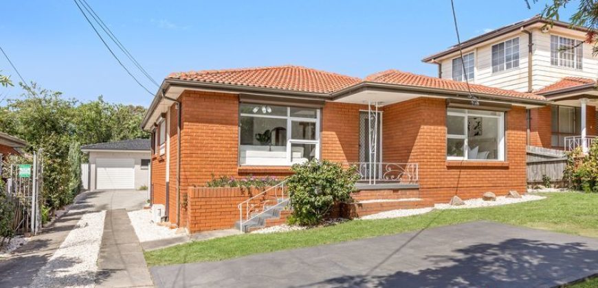 Beautifully Renovated Family Home + Self-Contained Granny Flat Beautifully Renovated Family Home + Self-Contained Granny Flat