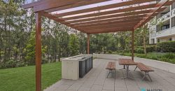 Stylish Two-Bedroom with Panoramic Green Lush & CBD Views