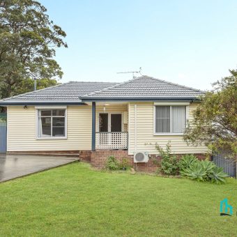 Spacious 4-Bed Family Home in a Quiet and Convenient Location Spacious 4-Bed Family Home in a Quiet and Convenient Location