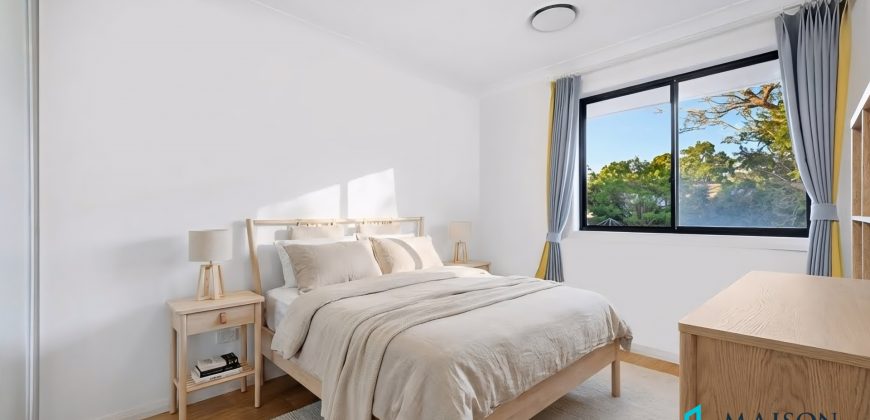 Modern 4-Bedroom Duplex in Prime Location