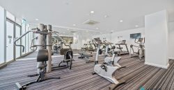 Modern 2-Bedroom Apartment with District Views in a Peaceful Setting