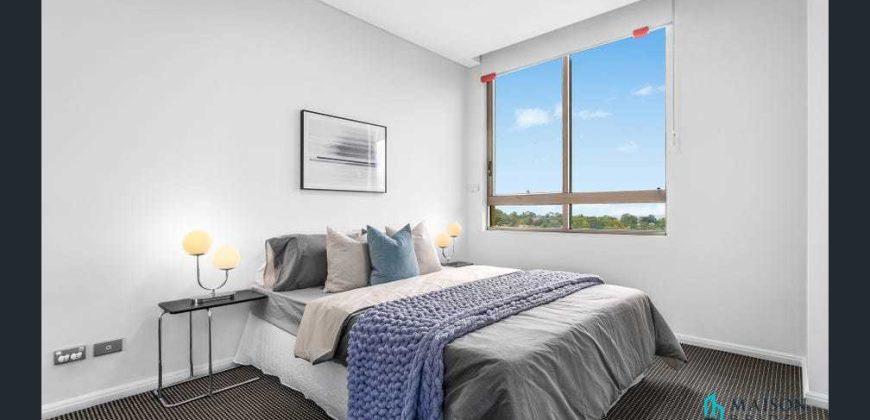 Modern 2-Bedroom Apartment with District Views in a Peaceful Setting