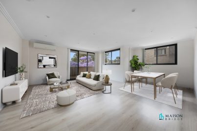 Sold By Sandy Shi of “Maison Bridge Property”