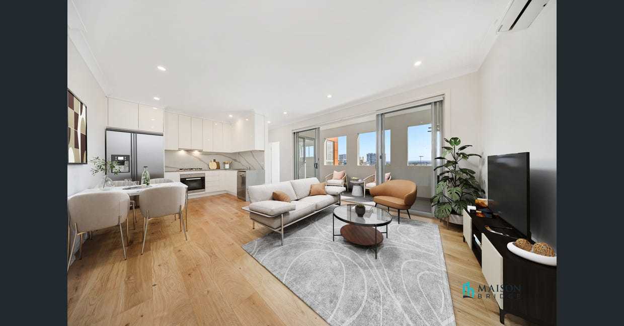 Top-Floor Apartment with Bright Interiors and Scenic District Views