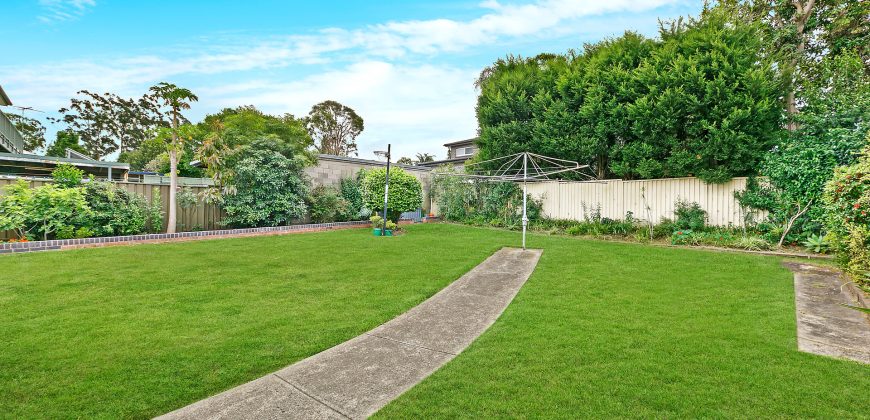 Expansive Family Residence, Premium Locale