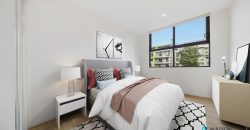 Sunlit Corner Apartment in a Peaceful yet Convenient Hornsby Location
