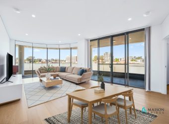 Sold By Sandy Shi “Maison Bridge Property”