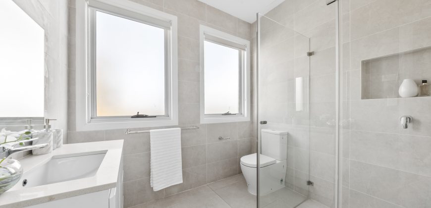 Sold By Sandy & William “Maison Bridge Property”