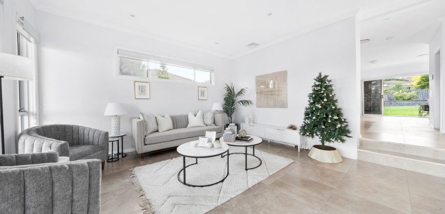 Sold By Sandy & William “Maison Bridge Property”