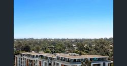 Top-Floor Apartment with Bright Interiors and Scenic District Views