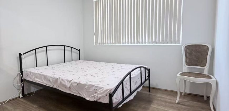 Modern Renovated 2-Bedroom Unit with Lock Up Garage – Furnished Option Available