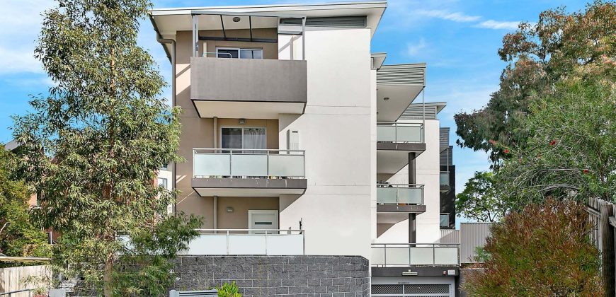 Rare Garden Oasis – Fully Furnished 2 Bed Apartment in Prime Telopea Location