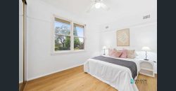 Spacious Family Home with Double Parking in Quiet Cul-de-Sac