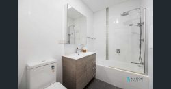 Spacious Family Home with Double Parking in Quiet Cul-de-Sac