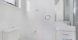 Modern 2-Bedroom Apartment with Prime Carlingford Convenience