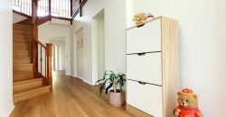 5 Bedrooms House in Heart of West Ryde