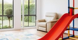 5 Bedrooms House in Heart of West Ryde