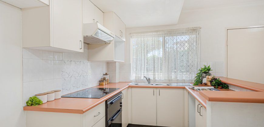 Sold By Sandy Shi & Alex Cheng of “Maison Bridge Property”