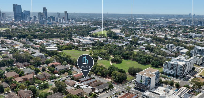 EXCEPTIONAL 2 BEDROOM FULLY RENOVATED UNIT IN HEART OF MERRYLANDS