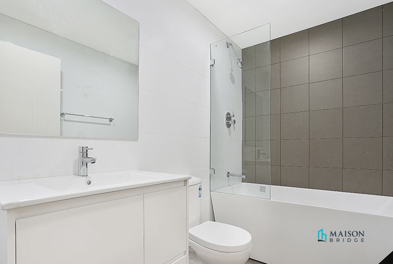 Convenient Location 3 Bedrooms Apartment