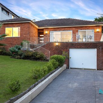 Prime Elevated Double Brick Home with Duplex Potential (STCA) on 734sqm