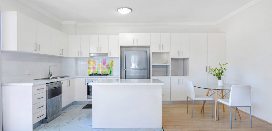 Spacious and Bright North Facing Corner Apartment in a Prime Location