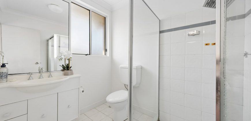 Full Brick! Fresh Painting! Developed By MERITON!