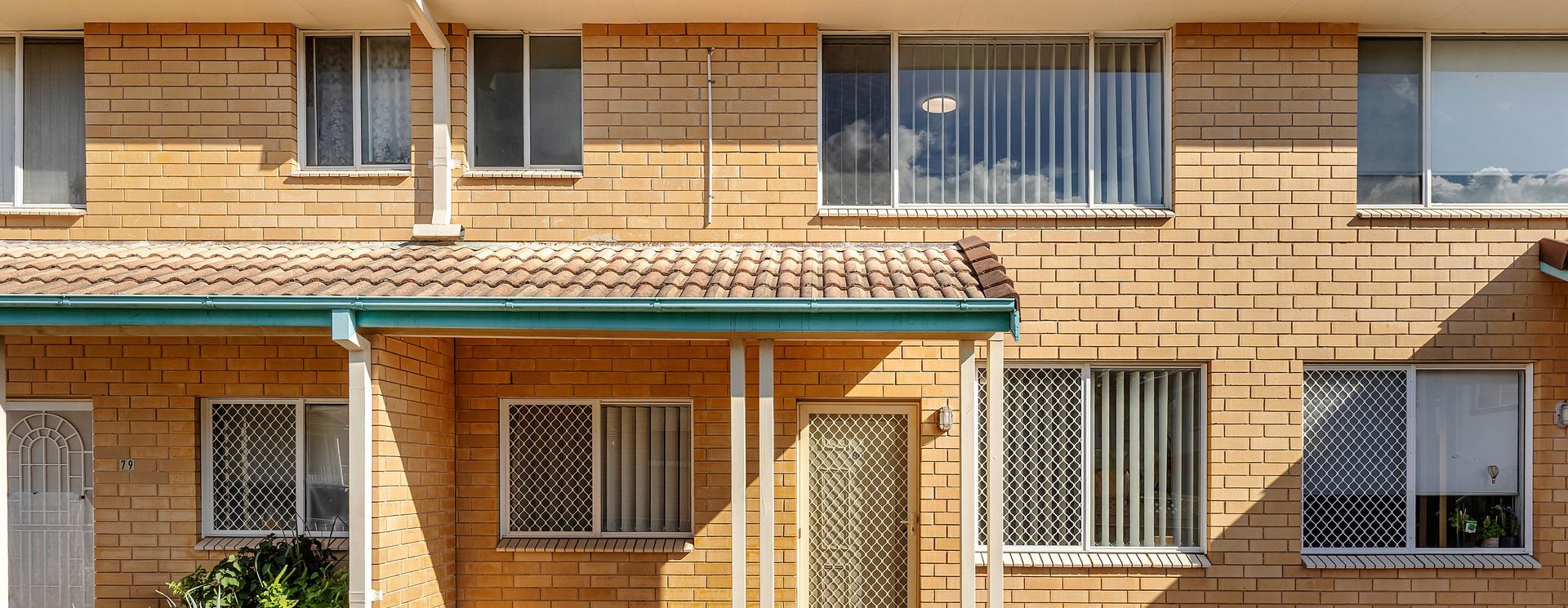 Full Brick! Fresh Painting! Developed By MERITON!