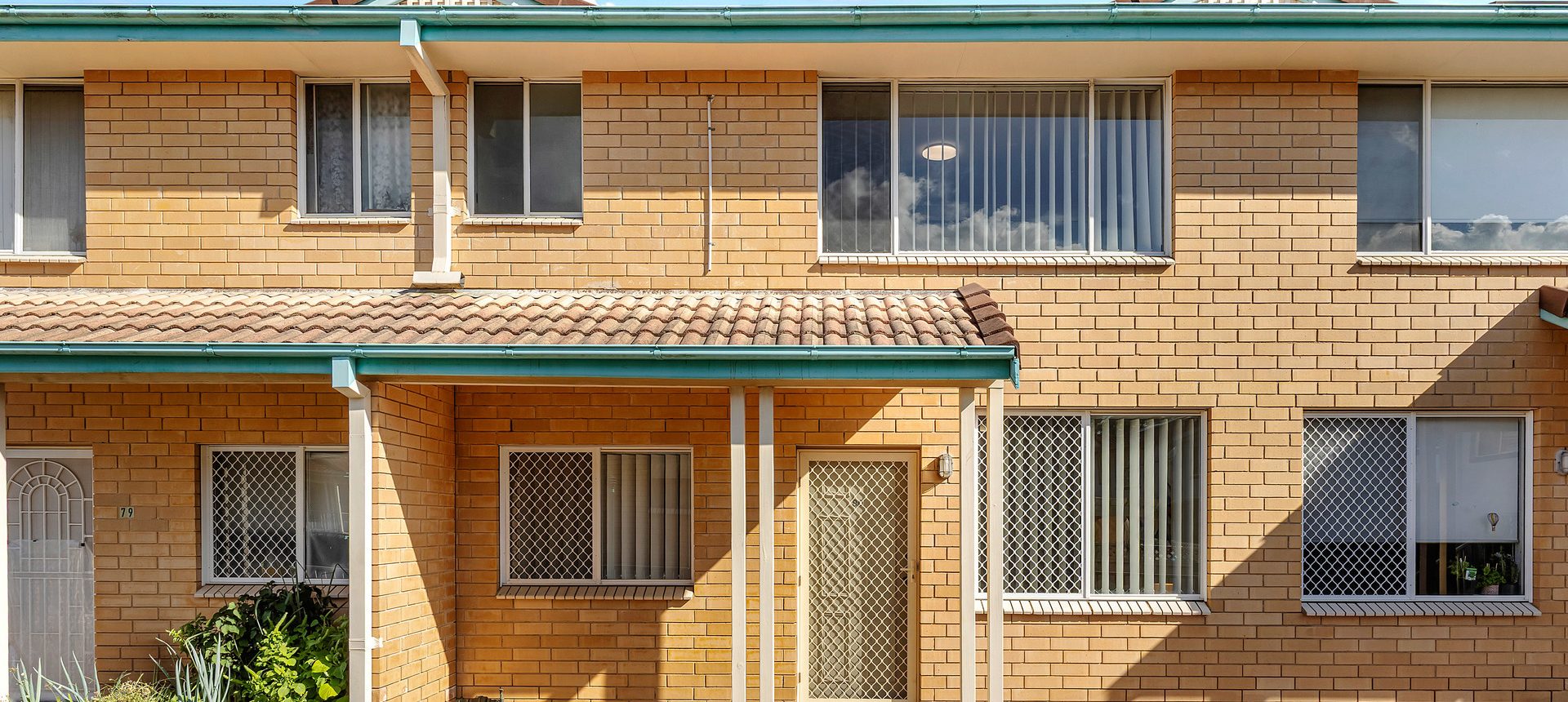 Full Brick! Fresh Painting! Developed By MERITON!