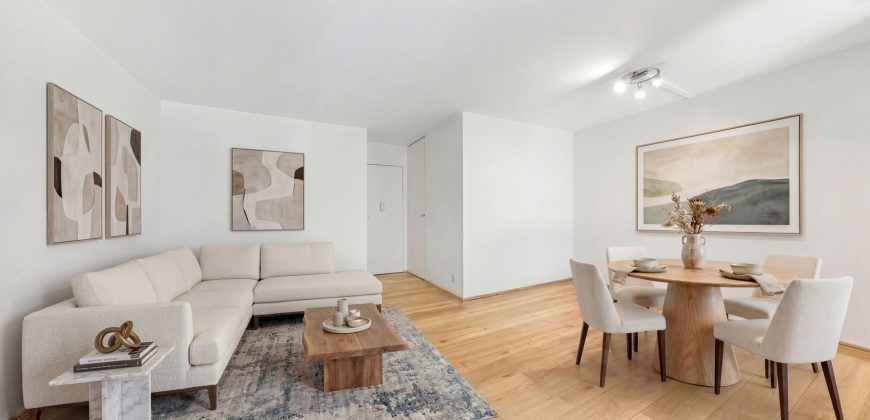 Spacious CBD Unit with Ultimate Convenience