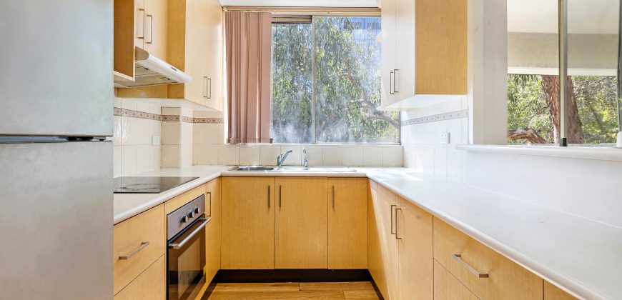 Spacious CBD Unit with Ultimate Convenience