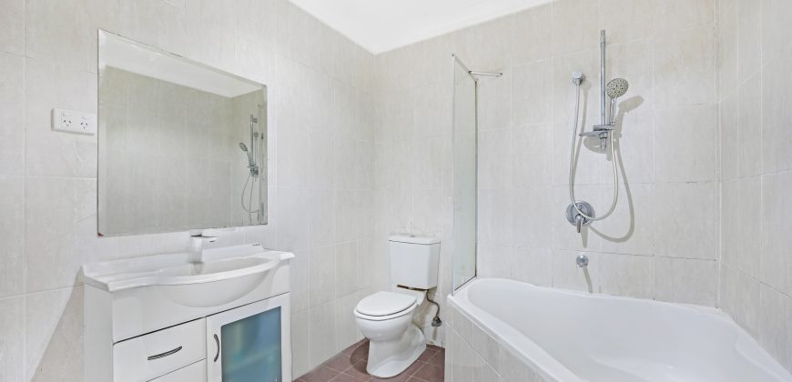 Full Brick Unit in Prime Locale