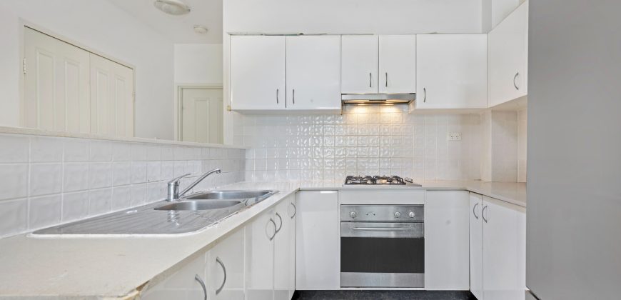 Full Brick Unit in Prime Locale