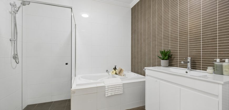 Impressive Family Townhouse, Bordering Eastwood