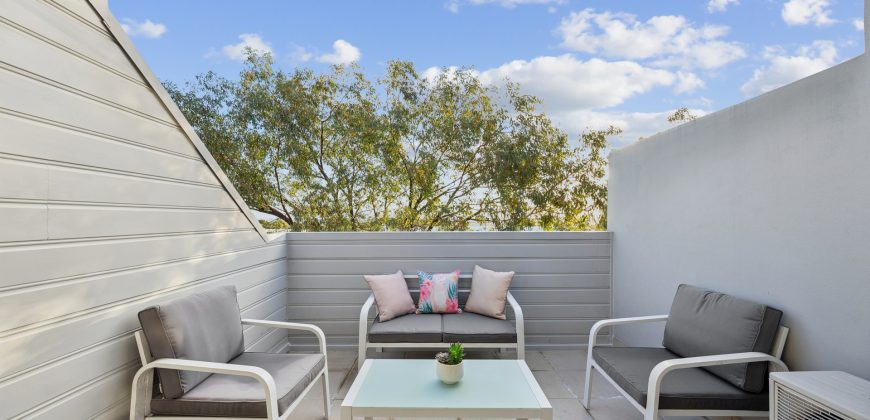 Impressive Family Townhouse, Bordering Eastwood