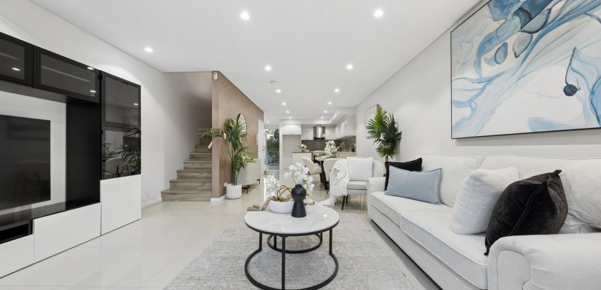 Impressive Family Townhouse, Bordering Eastwood