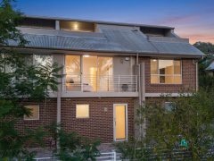 Impressive Family Townhouse, Bordering Eastwood