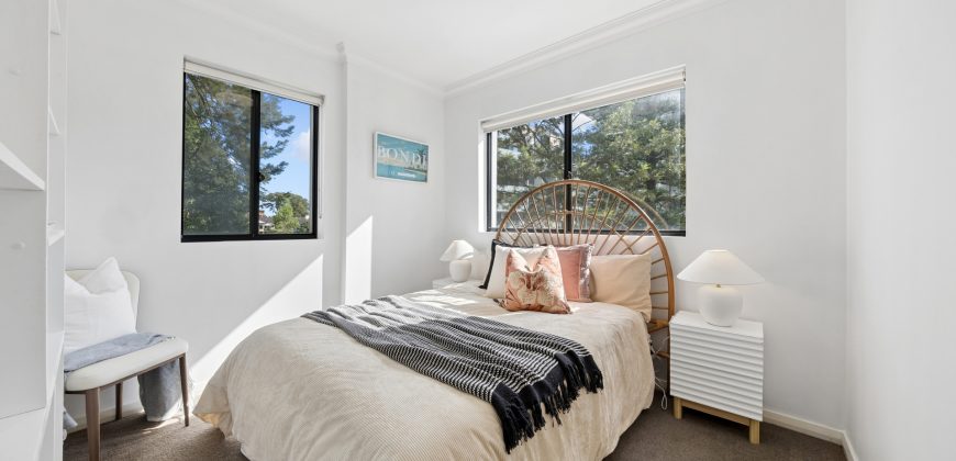 Sold By Sandy Shi “Maison Bridge Property”
