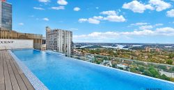 Luxury Water View 1 Bed Apartment