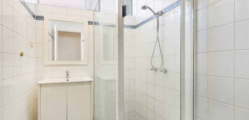 Spacious CBD Unit with Ultimate Convenience