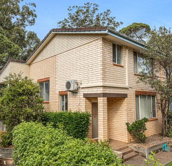 Full Brick, One Common Wall, Developed By MERITON.