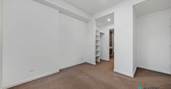 Stylish Ground Floor Apartment with Versatile Winter Garden