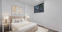Stylish Ground Floor Apartment with Versatile Winter Garden