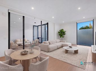 Stylish Ground Floor Apartment with Versatile Winter Garden