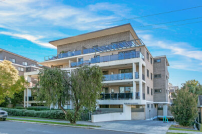 Sold By Alex Cheng 0425 666 655 “Maison Bridge Property”