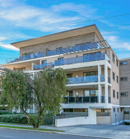 Sold By Alex Cheng 0425 666 655 “Maison Bridge Property”