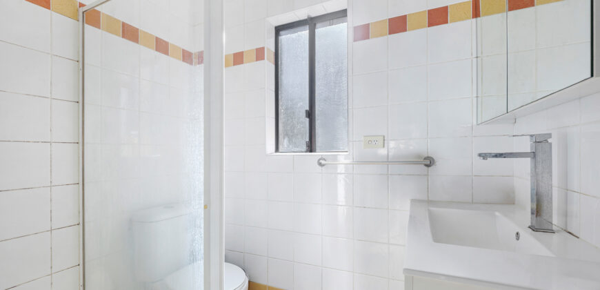 Sold by Sandy Shi “Maison Bridge Property”