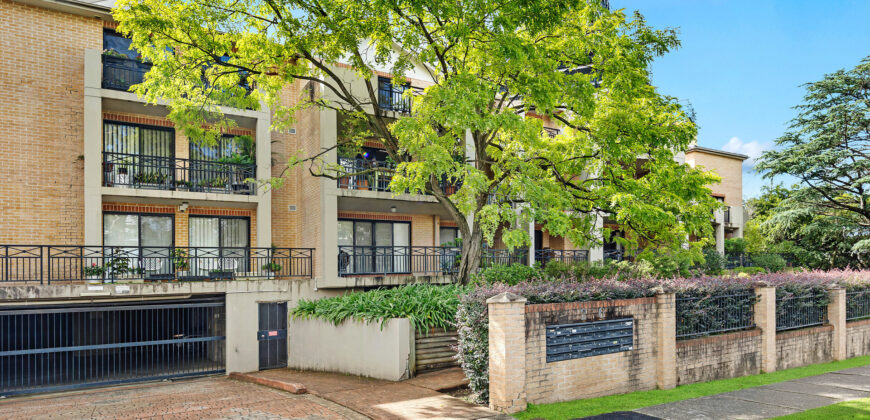Sold by Sandy Shi “Maison Bridge Property”